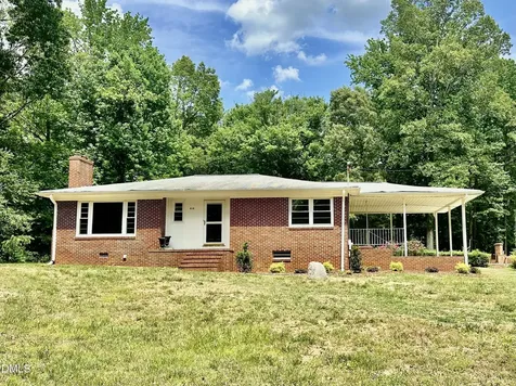 414 Woodsdale Road Roxboro NC 27574