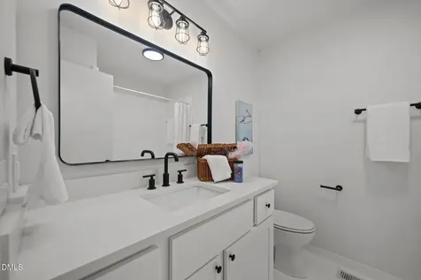 10 Alease Drive Zebulon NC 27597