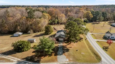 10 Alease Drive Zebulon NC 27597