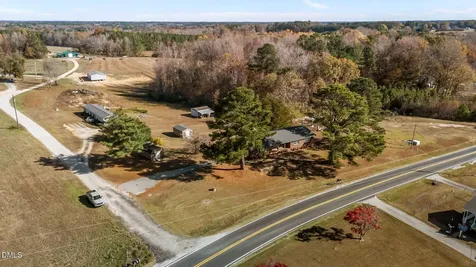 10 Alease Drive Zebulon NC 27597