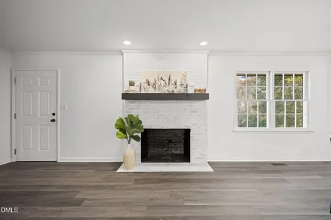 10 Alease Drive Zebulon NC 27597