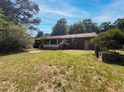 4822 Heritage Drive Durham NC 27712