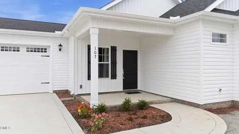 107 Sagewood Drive Dudley NC 28333