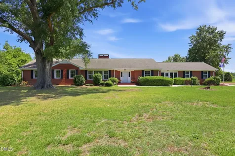 880 Wire Road Bunnlevel NC 28323