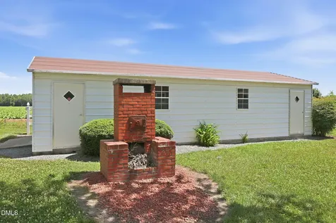 880 Wire Road Bunnlevel NC 28323