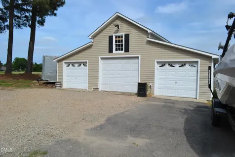 1066 Nc 27 E Lillington NC 27546