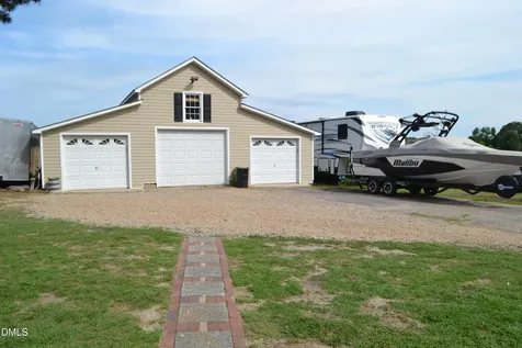 1066 Nc 27 E Lillington NC 27546