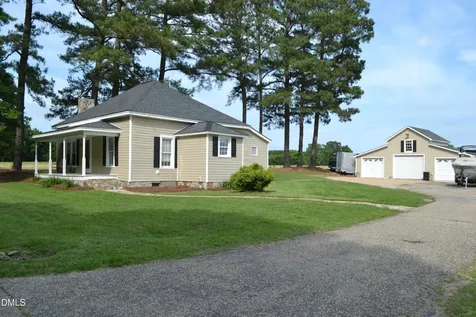 1066 Nc 27 E Lillington NC 27546