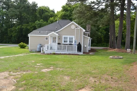 1066 Nc 27 E Lillington NC 27546