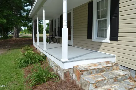 1066 Nc 27 E Lillington NC 27546