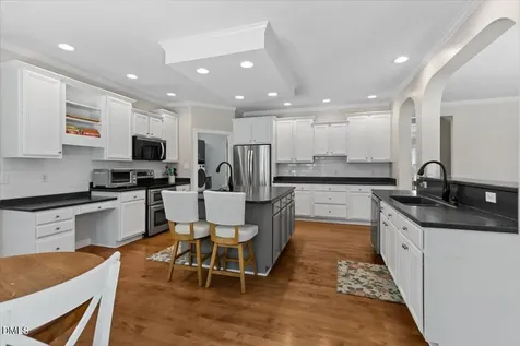 2817 Crystal Oaks Lane Raleigh NC 27614