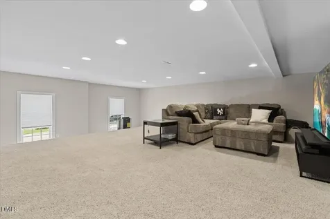 2817 Crystal Oaks Lane Raleigh NC 27614