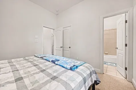 5 Teahouse Court Durham NC 27707