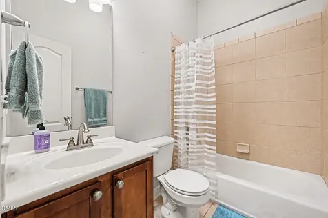 5 Teahouse Court Durham NC 27707