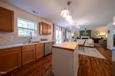 518 Farm House Lane Durham NC 27703