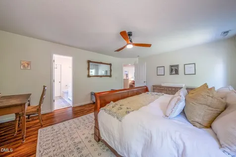 518 Farm House Lane Durham NC 27703