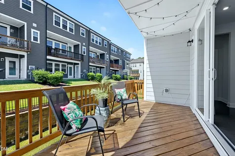 1063 Danvers Loop Apex NC 27523