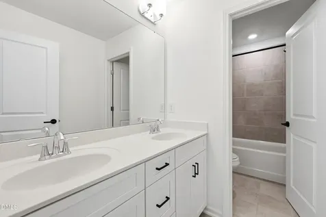 2399 Windsor Lcks Station Apex NC 27502