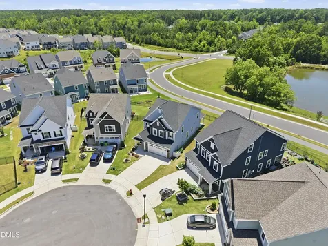 2399 Windsor Lcks Station Apex NC 27502