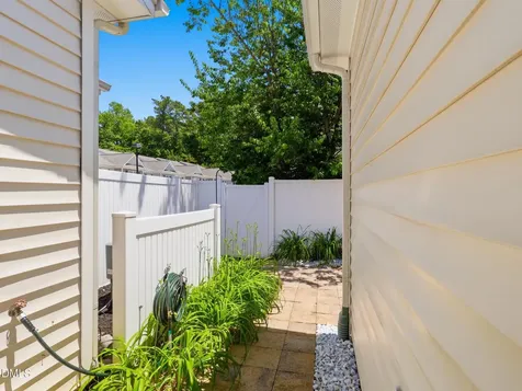 2505 Asher View Court Raleigh NC 27606