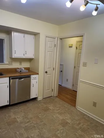 6416 Meadow View Drive Raleigh NC 27609