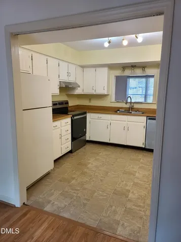 6416 Meadow View Drive Raleigh NC 27609