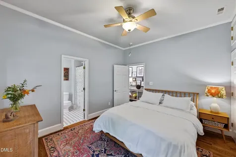 108 S Occoneechee Street Hillsborough NC 27278