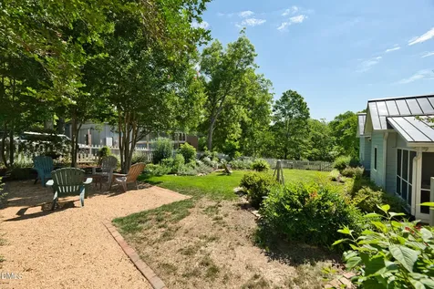108 S Occoneechee Street Hillsborough NC 27278