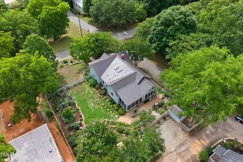 108 S Occoneechee Street Hillsborough NC 27278