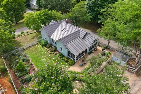 108 S Occoneechee Street Hillsborough NC 27278