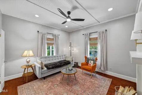 108 S Occoneechee Street Hillsborough NC 27278