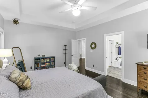 8 Rabbit Path Bahama NC 27503