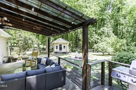 8 Rabbit Path Bahama NC 27503