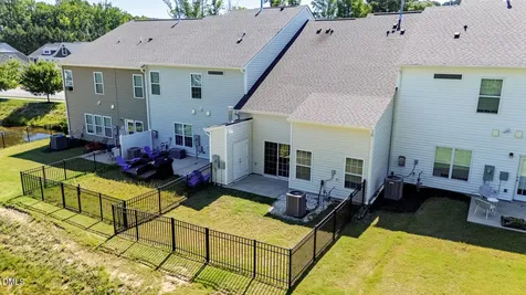 629 Barneswyck Drive Fuquay Varina NC 27526