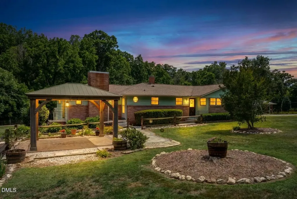 648 Williamsdale Road Graham NC 27253