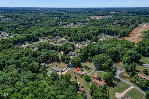 648 Williamsdale Road Graham NC 27253