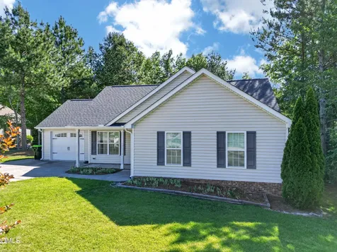 103 Dundee Place Stem NC 27581