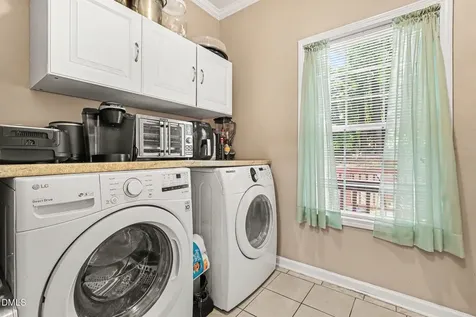 239 Carroll Street Wake Forest NC 27587