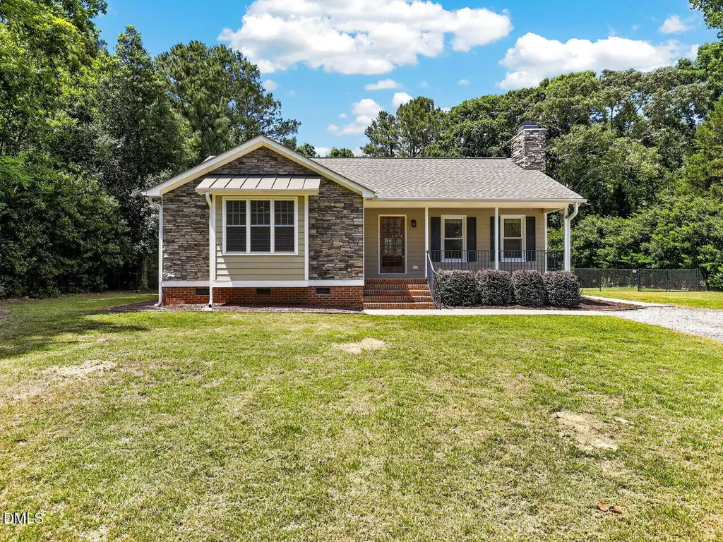 211 Deep Pool Court Benson NC 27504