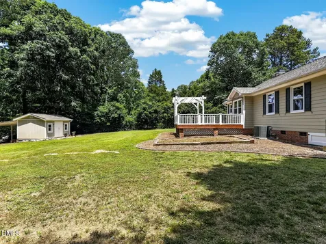 211 Deep Pool Court Benson NC 27504