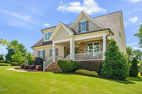 2304 Plowridge Road Fuquay Varina NC 27526