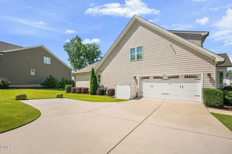 2304 Plowridge Road Fuquay Varina NC 27526