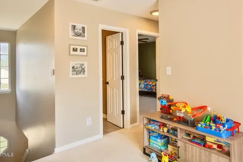 1724 E Ridge Heights Drive Fuquay Varina NC 27526