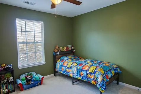 1724 E Ridge Heights Drive Fuquay Varina NC 27526
