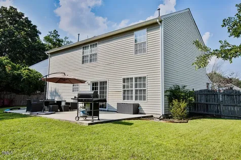 1724 E Ridge Heights Drive Fuquay Varina NC 27526