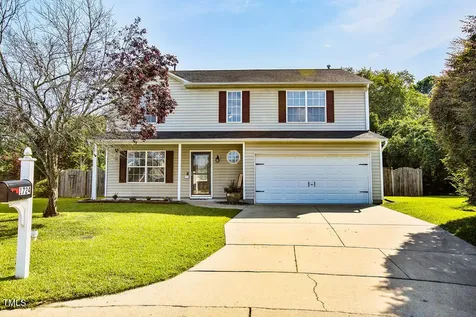 1724 E Ridge Heights Drive Fuquay Varina NC 27526