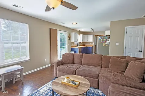 1724 E Ridge Heights Drive Fuquay Varina NC 27526