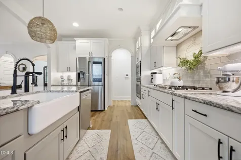 1537 Sweetwater Lane Raleigh NC 27610