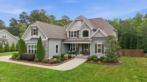 1537 Sweetwater Lane Raleigh NC 27610
