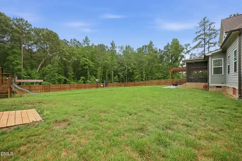 1537 Sweetwater Lane Raleigh NC 27610